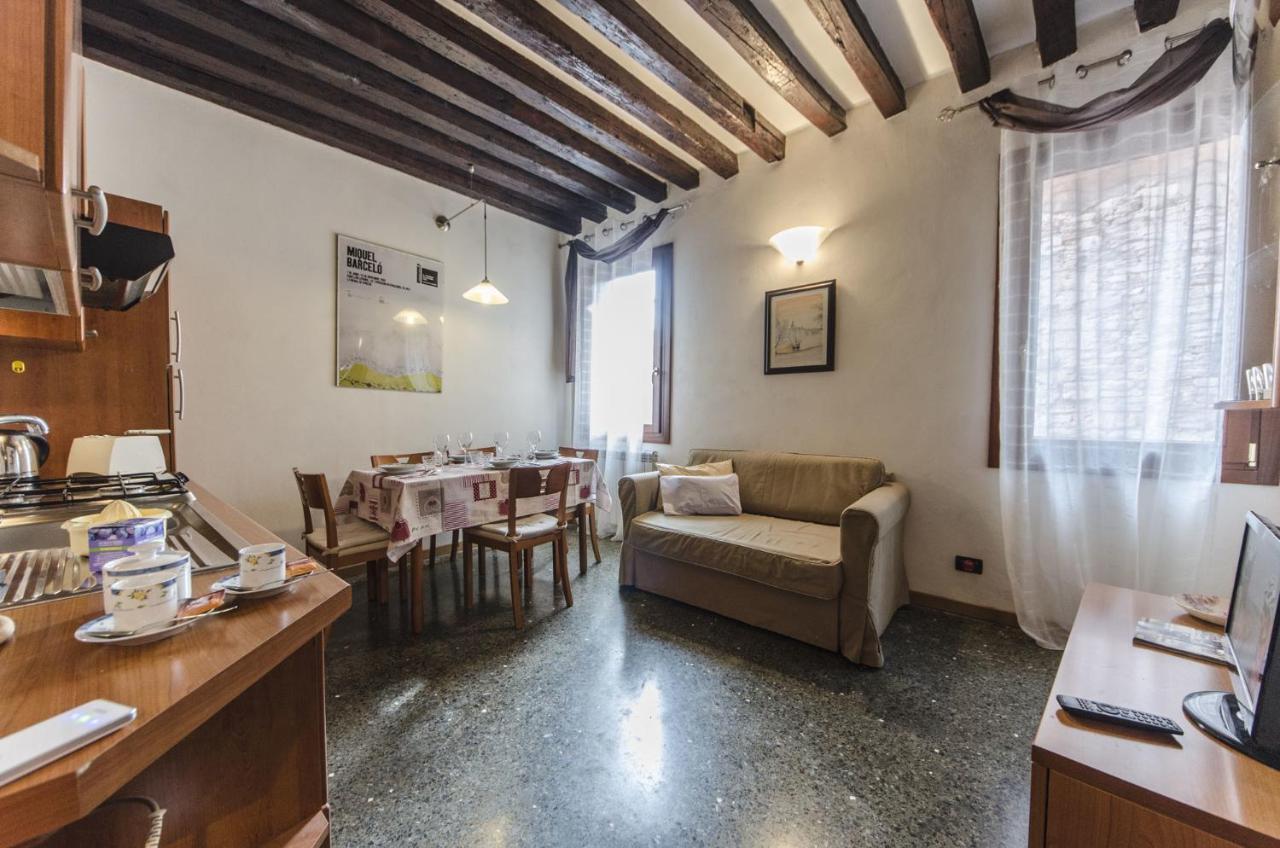 Residenza Dondel Apartamento *